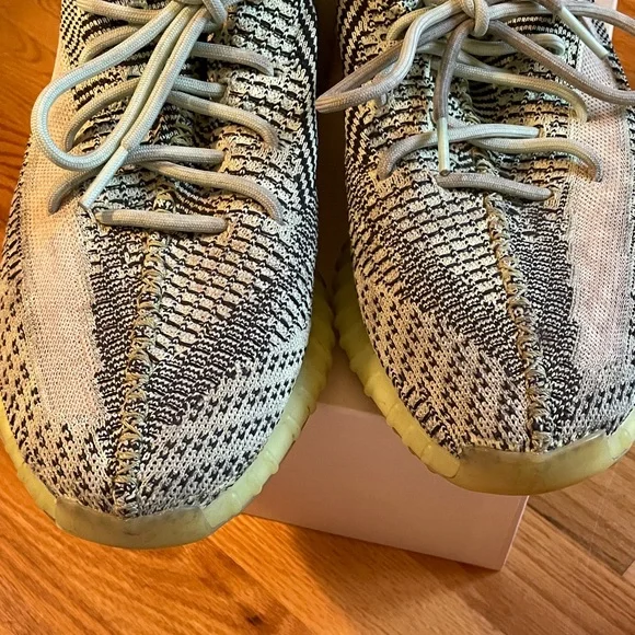 Adidas Knit Sneakers with Light Blue and Yellow Accents - Picture 6 of 6